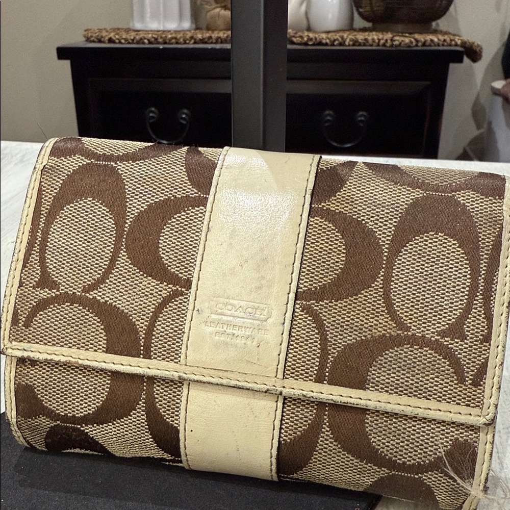 Coach Tan and Brown Signature Wallet